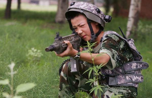 成都雪豹企業管理有限公司